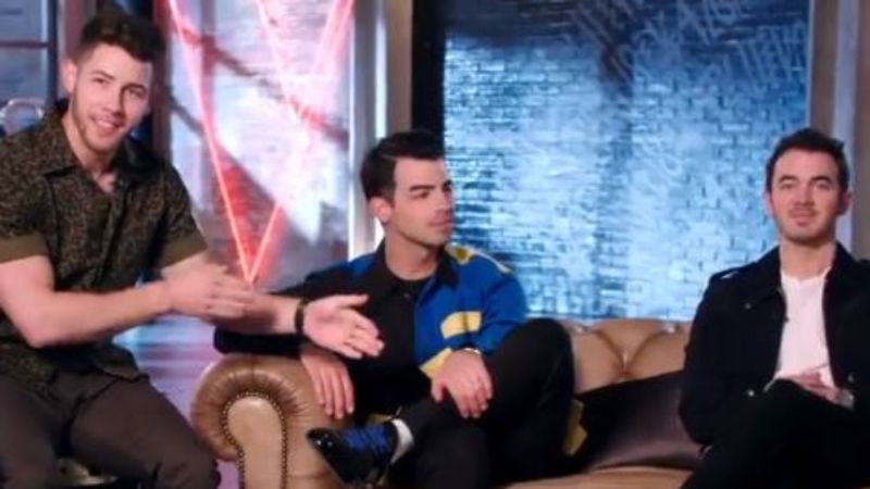 The Voice: Nick Jonas Ropes In The Jonas Brothers Clan To Guide His Team; Calls Them The Most ‘Unintelligent People’ – VIDEO