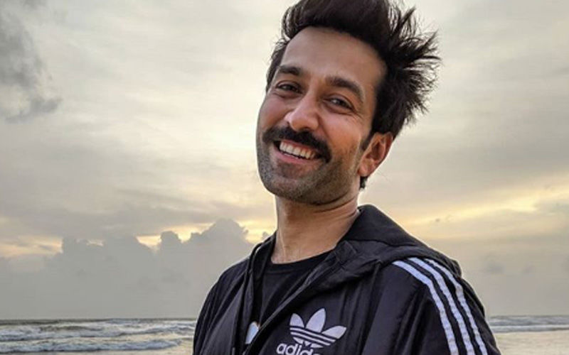 Nakuul Mehta Gets Excited As Amitabh Bachchan Sends Him A Friend Request, Or Did He?