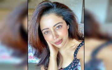Nehha Pendse's Frown Is Upside Down With Mumbai's Traffic