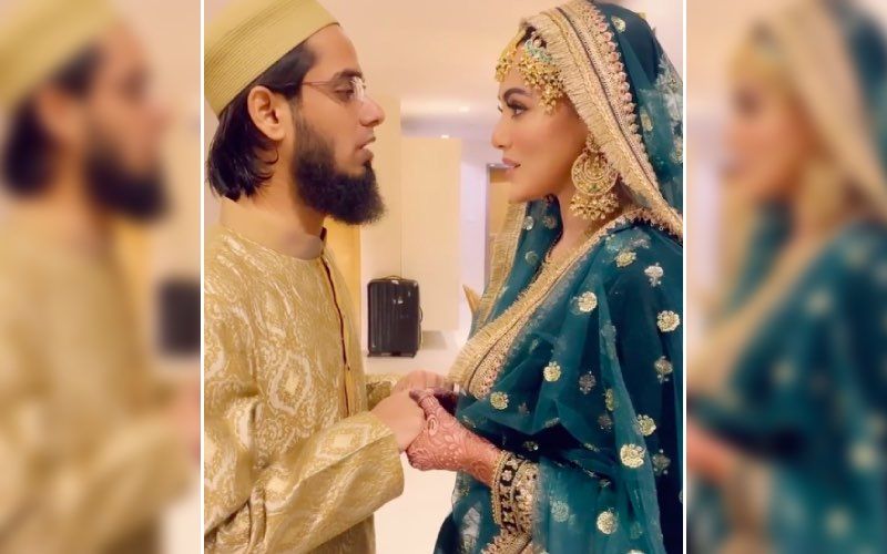 Sana Khan Celebrates One Month Wedding Anniversary With Husband Anas Saiyad; Signs Marriage Certificate, Says 'Took The Best Decision Of My Life For Once'