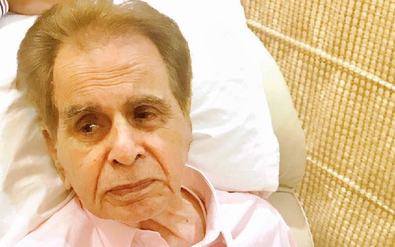 Dilip Kumar Urges Everyone To Stay At Home During COVID-19 Pandemic; Pens A Shayari To Motivate All