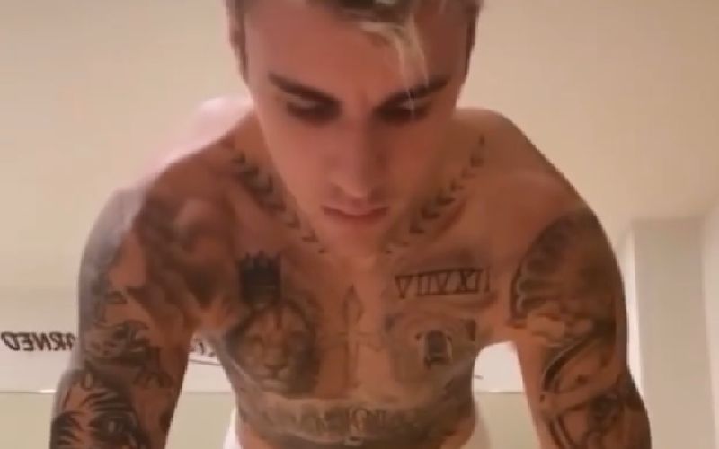 Yummy Singer Justin Bieber Does Shirtless Push-Ups Flaunting His Amazing Tattoos Including The One Dedicated To Ex Selena Gomez - WATCH