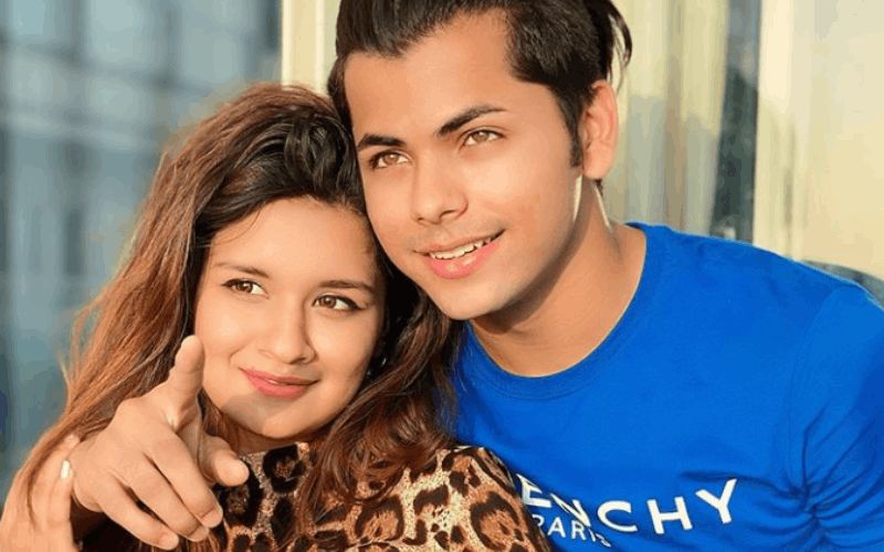After Making Their Relationship Insta Official, Siddharth Nigam Calls Avneet Kaur TIGRESS; Shares Mushy Pic - VIEW HERE