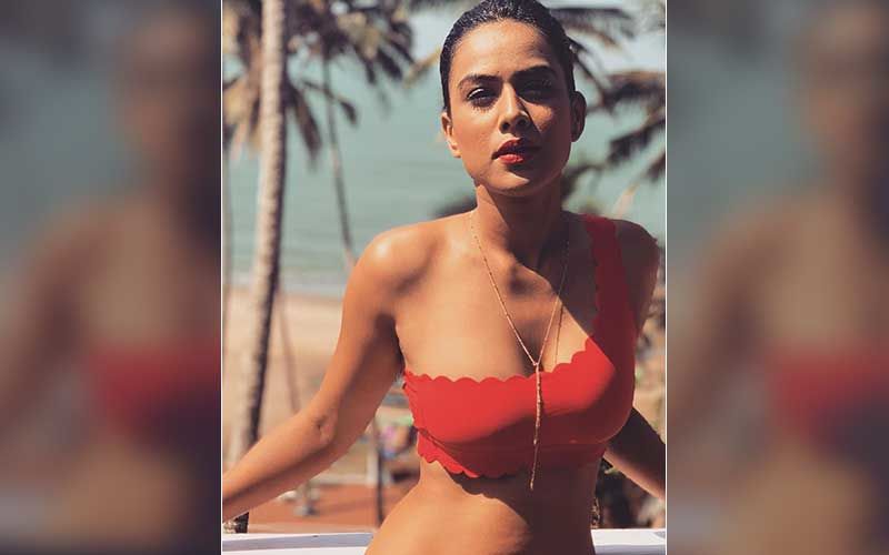 TV's Sexy Naagin Nia Sharma Shares Fresh Out Of Shower Look; Dewy Lips Do All The Talking – Pic Inside