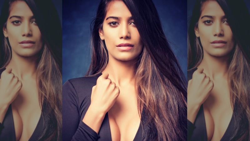 Poonam Pandey Arrested By Mumbai Police For Breaking Lockdown Rules, Taking Her Car For A Spin At Marine Drive