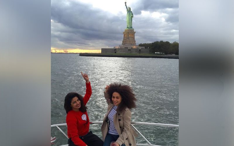 Priyanka Chopra Is All 'Tourist-y' In The US