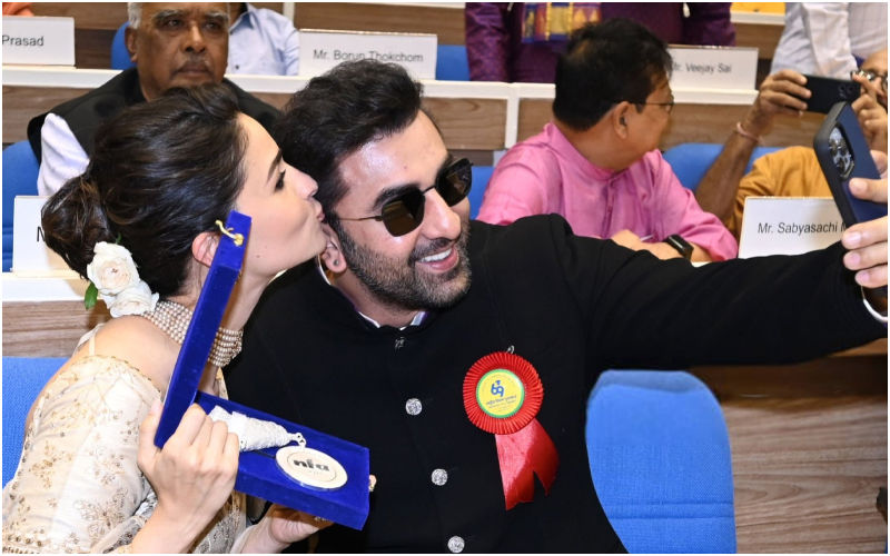 WHAT?! Alia Bhatt-Ranbir Kapoor Engage In PDA Inside Vigyan Bhawan During 69th National Film Awards Ceremony! Couple Face Netizen’s Wrath: ‘Sharam Hei In Logon Ko?’