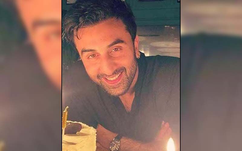 Ranbir Kapoor Makes FIRST Appearance Post Wedding With Alia Bhatt, Gives A Thumbs-Up As He Returns To Work -VIDEO INSIDE
