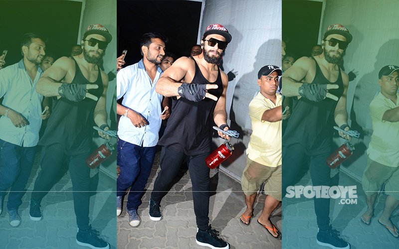 Ranveer Singh Flaunts His Hot-Bod Post A Work-Out