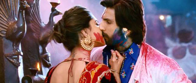 Ranveer Singh and Deepika Padukone kiss