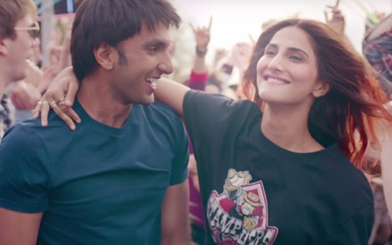 VIDEO: Ranveer Singh And Vaani's Latest Befikre Song 'Nashe Si Chadh Gayi' Will Remind You Of 'Ishq Shava' From Jab Tak Hai Jaan