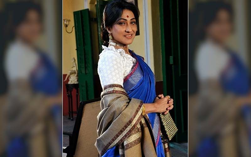 Datta: Actress Rituparna Sengupta Shares BTS Pictures From The Set