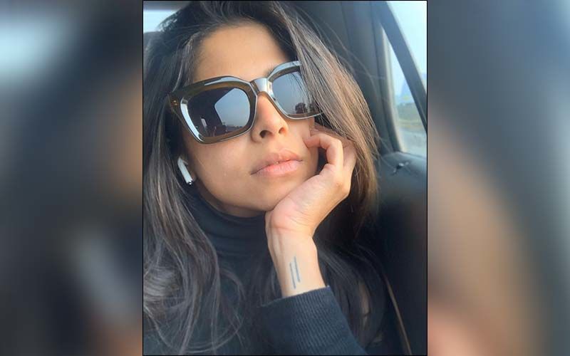 "Hang In There Tight" Sai Tamhankar Reassures Fans That These Days Will Pass With A Mesmerizing Sunkissed Selfie