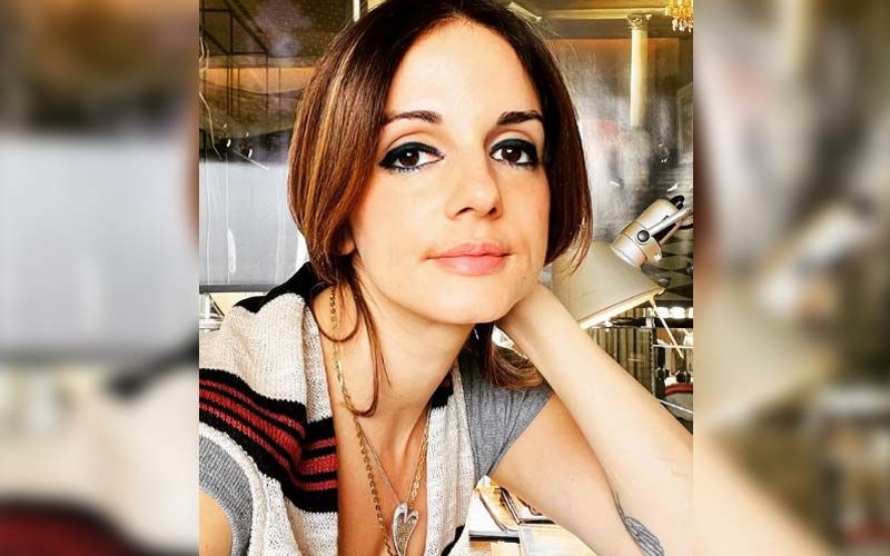 Sussanne Khan Turns To Baking For Rejuvenation During Lockdown, Whips Up Some Yummy Delights; Bollywood Celebs Are Drooling