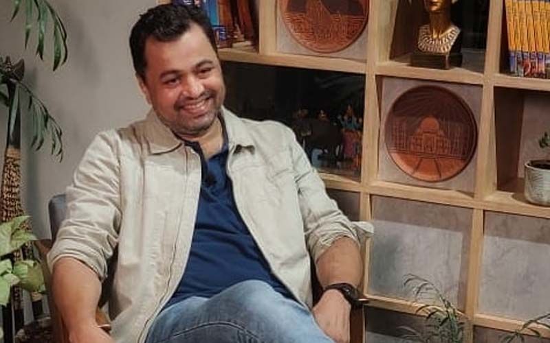 Subodh Bhave's Funny Yet Romantic Post Wishing Wife Happy Birthday Steals Our Heart