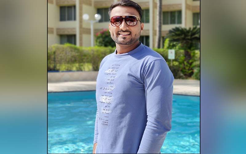 Rajmudra Fame Marathi Actor-Producer Amol Ghodke Provides Food And Essentials To Orphanage Children