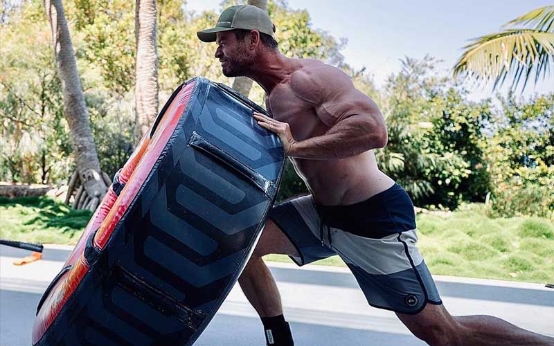 Chris Hemsworth Aka OG Thor Fights Mini Thor On Love And Thunder Sets; Gives Fans A Glimpse Of ‘The Next Heavy Weight Champion Of The Universe’-WATCH
