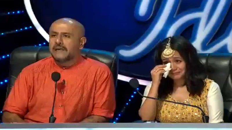 Indian Idol 11: Neha Kakkar Breaks Into Tears As A Blind Boy Reveals He Set Himself On Fire