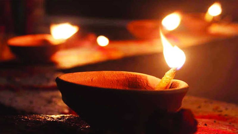 Happy Diwali Wishes 2019: WhatsApp Stickers, GIF Images, Facebook Messages And Quotes That You Can Share With Your Friends And Family