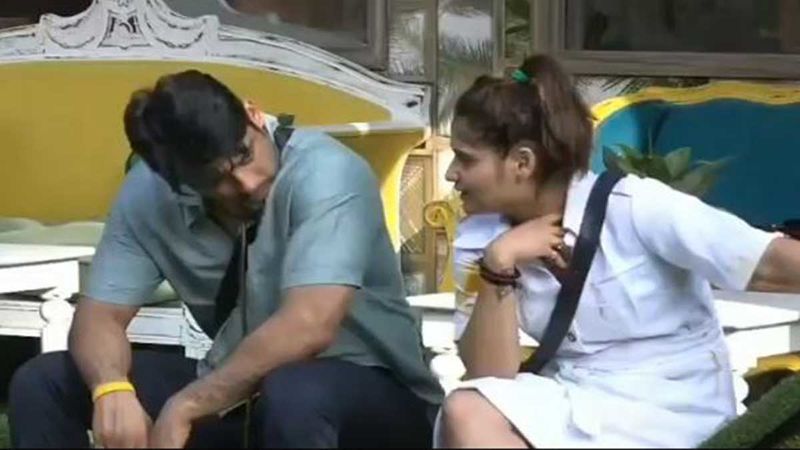 Bigg Boss 13: Is Arti Singh Linking Herself Up With Sidharth Shukla To Be In A Safe Zone From The Upcoming Evictions?