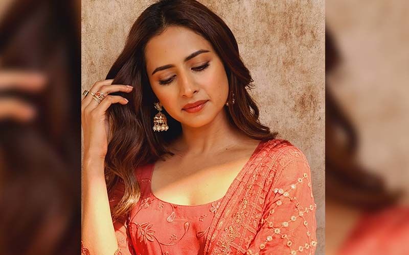 Sargun Mehta Is Looking Fresh As Dasiy In This Peach Coloured Suit