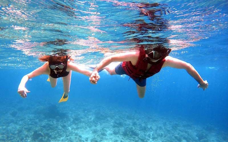 Kajal Agarwal's Honeymoon Pictures Are Straight Out Of A Fairytale; Don't Miss These Underwater Shots