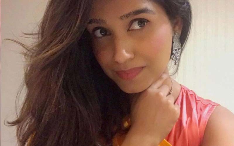 Rasika Sunil Promotes Her Debut Single In This Glamorous Marathi Traditional Look