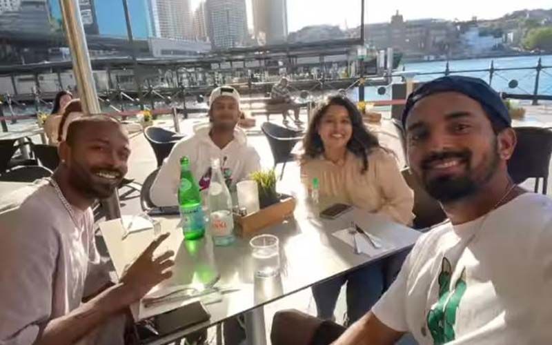 Ahead Of India Vs Australia 1st Odi Kl Rahul Hardik Pandya Step Out To Enjoy Lunch With Mayank Agarwal And His Wife