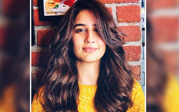 Zee Yuva Sanman: Vaidehi Parshurami Look Angelic In This Red Carpet Look For The Award Night