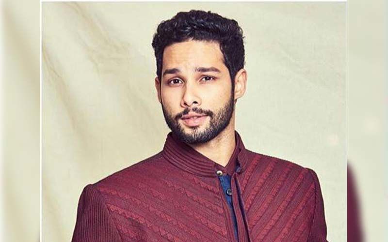 Siddhant Chaturvedi To Have A ‘Working Diwali’ This Year; Actor Returns To Mumbai And Is Glad To Be Back With His Family For The Festive Season