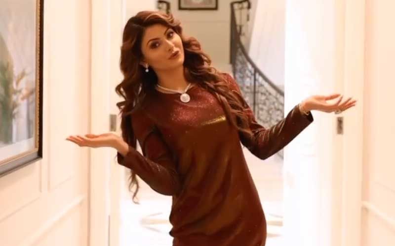 INSIDE Urvashi Rautela’s House: Pagalpanti Actor Gives A Sneak-Peek Of Her Luxurious Residence; Takes Fans On ‘Home Tour’-WATCH
