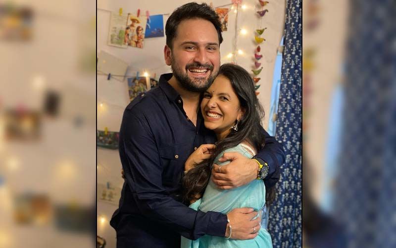 Siddharth Chandekar And Sweetheart Mitali Mayekar Enjoy Movie Time Together On The Big Screen