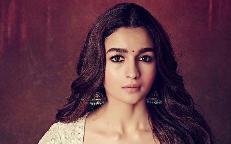 Alia Bhatt's Gorgeous Ethnic Looks Are To Die For; Check Them Out Here