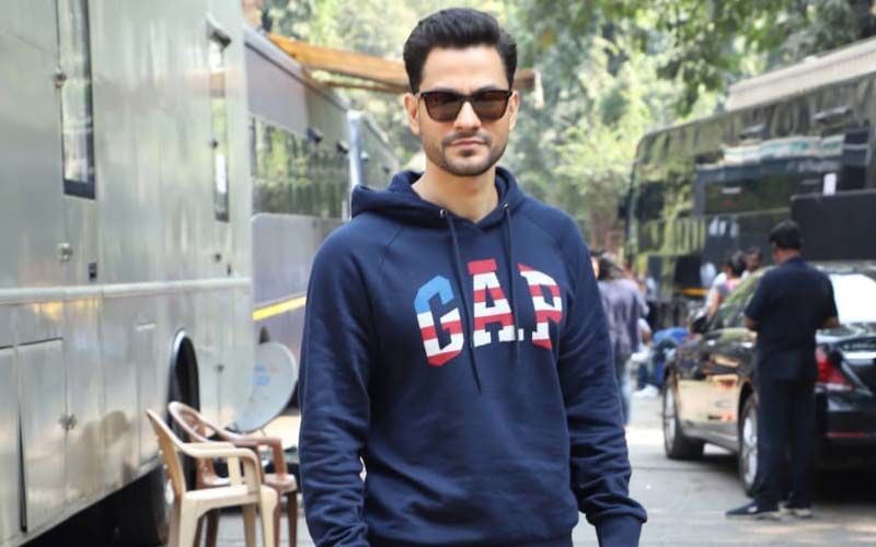 Kunal Kemmu Says ‘Meri Twacha Se Umar Ka Pata Nahi Chalta’ As He Completes 15 Years In Bollywood; Look At His Journey HERE