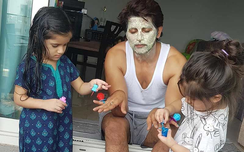 Coronavirus Lockdown: Karanvir Bohra Gets Special Beauty Treatment At Home Including A Facial And Manicure; Twins Vienna And Raya Bella Deck Up Daddy Dearest
