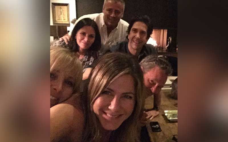 Coronavirus Outbreak: FRIENDS Jennifer Aniston, Courteney Cox, Lisa Kudrow, Matthew Perry, Matt LeBlanc and David Schwimmer Join Hands To Raise Funds
