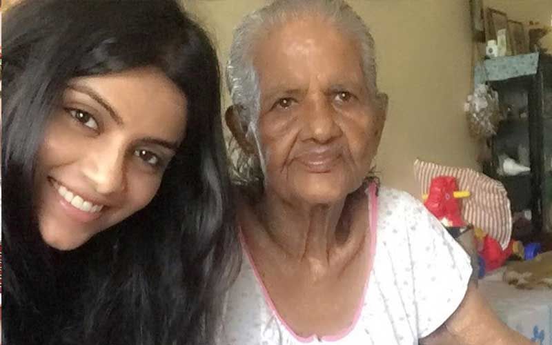 Sayantani Ghosh Mourns The Death Of Her Grandmother; The Naagin 4 Actress Regrets Not Being Able To Meet Her
