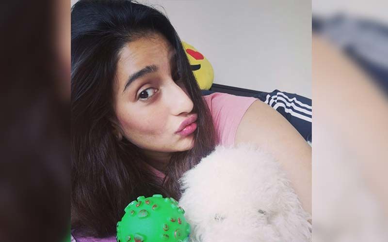 Sayantika Banerjee Is Spending Her Lockdown Time Playing Carom, Shares Video On Instagram