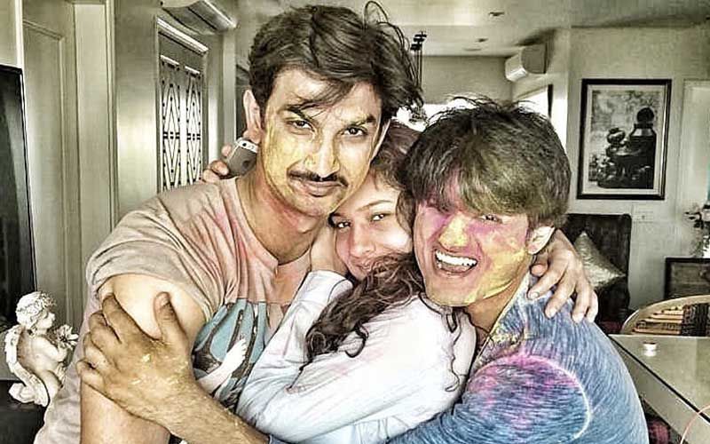 Sushant Singh Rajput's Friend Sandip Ssingh Writes An Emotional Letter And Shares A Pic With SSR And Ankita Lokhande
