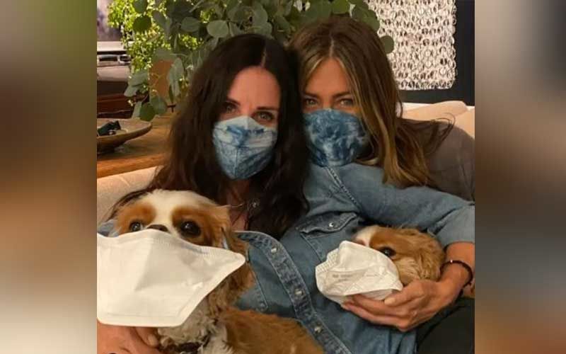 FRIENDS Star Courteney Cox Meets BFF Jennifer Aniston; Shares Hilarious Video With Her Dogs Encouraging People To Wear Masks-WATCH