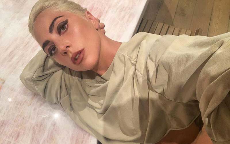 Lady Gaga Talks About Mental Issues; Reveals She Is Taking Anti-Psychotic Medication Because She 'Can't Always Control What Her Brain Does'
