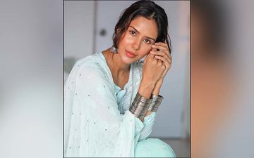 Sonam Bajwa Looks Like A Breath Of Fresh Air In This Sea Green Coloured Kurta