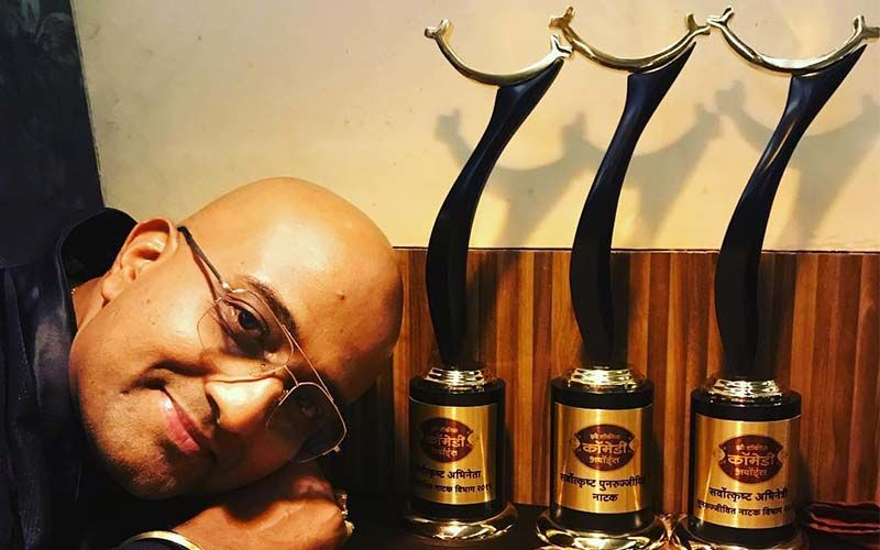 Vaibhav Mangle Raises Funds, For Daily Wage Artists Unemployed Due To Pandemic, Selling His Handcrafted Paintings