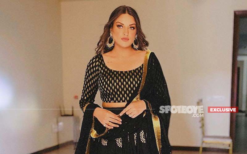 Bigg Boss 13 Contestant Himanshi Khurana REVEALS The Reason Behind Her Shayari On Social Media- EXCLUSIVE