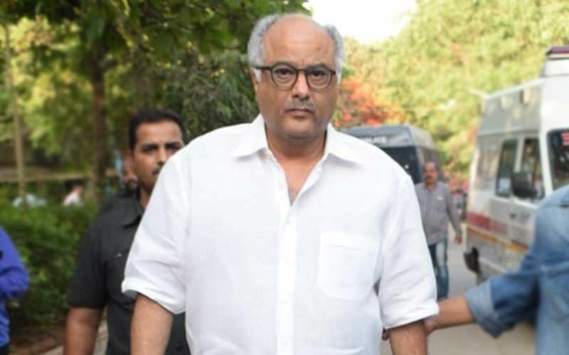 Boney Kapoor’s Loses His Calm On Paparazzi! Yells 'Durr Jao' During The Karwa Chauth Celebration! Netizens REACT