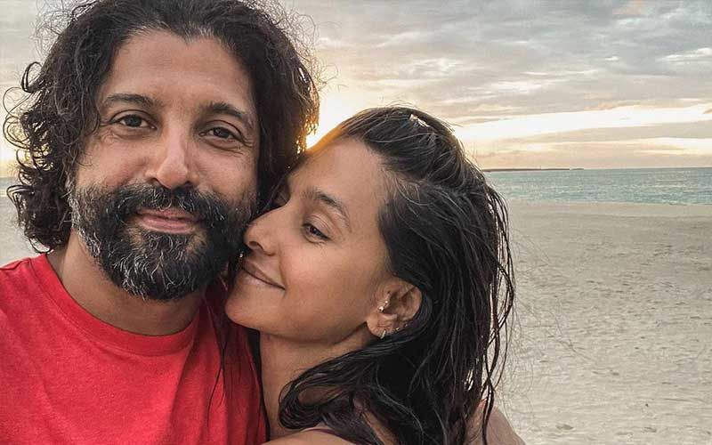 Farhan Akhtar-Shibani Dandekar Celebrate Three Years Of Togetherness By Sharing Romantic Pics; Priyanka Chopra Jonas, Hrithik Roshan And Others Shower Love