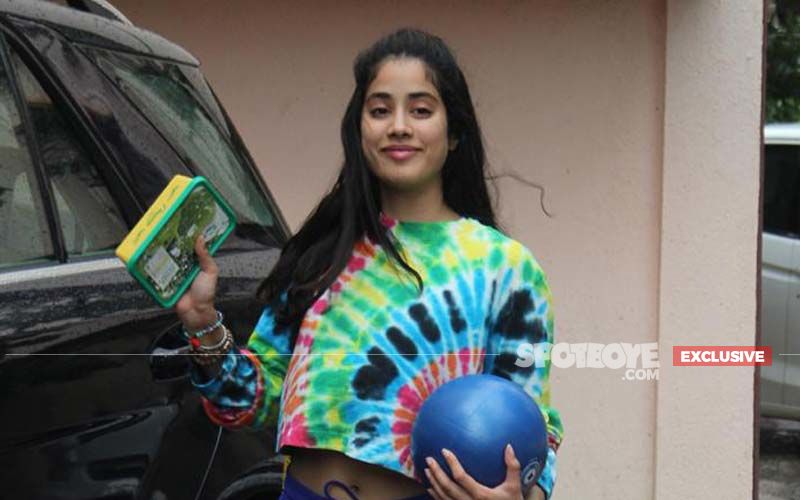 Janhvi Kapoor: 'I Was Upset With The Way My  Security Handled The Fan' - EXCLUSIVE
