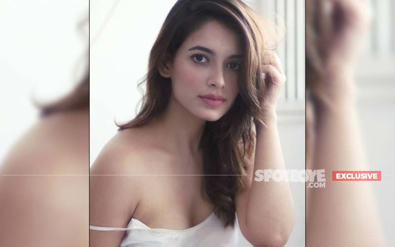 Pooja Sharma Xxx Video Hd - Ishq Par Zor Nahi's Shagun Sharma On Becoming An Actor: 'I Have Major Stage  Fright' -EXCLUSIVE