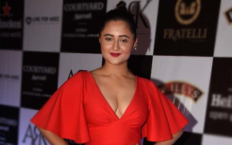Rashami Desai Shows Off Her Glamorous Side In Latest Pictures That Will Leave You Awestruck