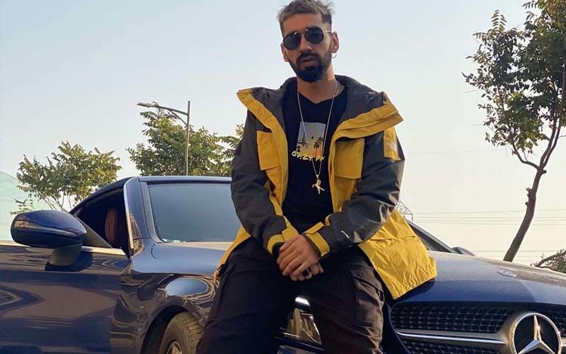 K3: Maninder Buttar’s New Song ‘Kaali Kaali Kurti’ Hits The Music Chart And We Just Love The Groovy Music
